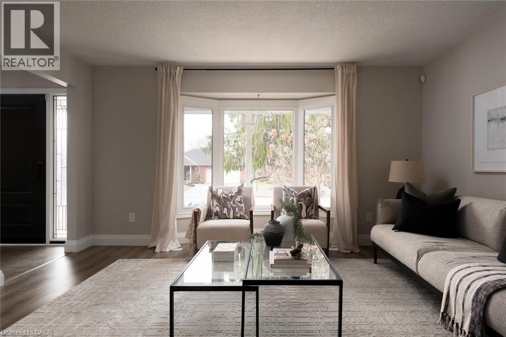 27 MILLBRIDGE Crescent