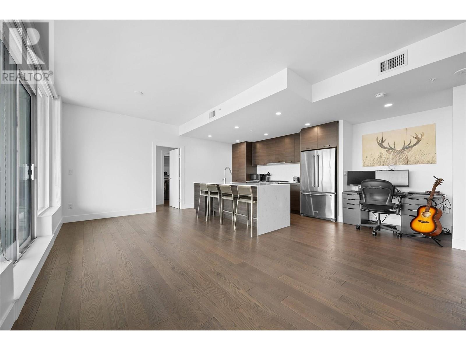 1181 Sunset Drive Unit# 1204