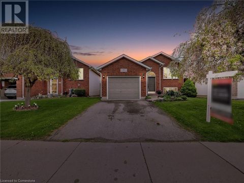 51 DONEGAL Drive Brantford ON N3T6L2