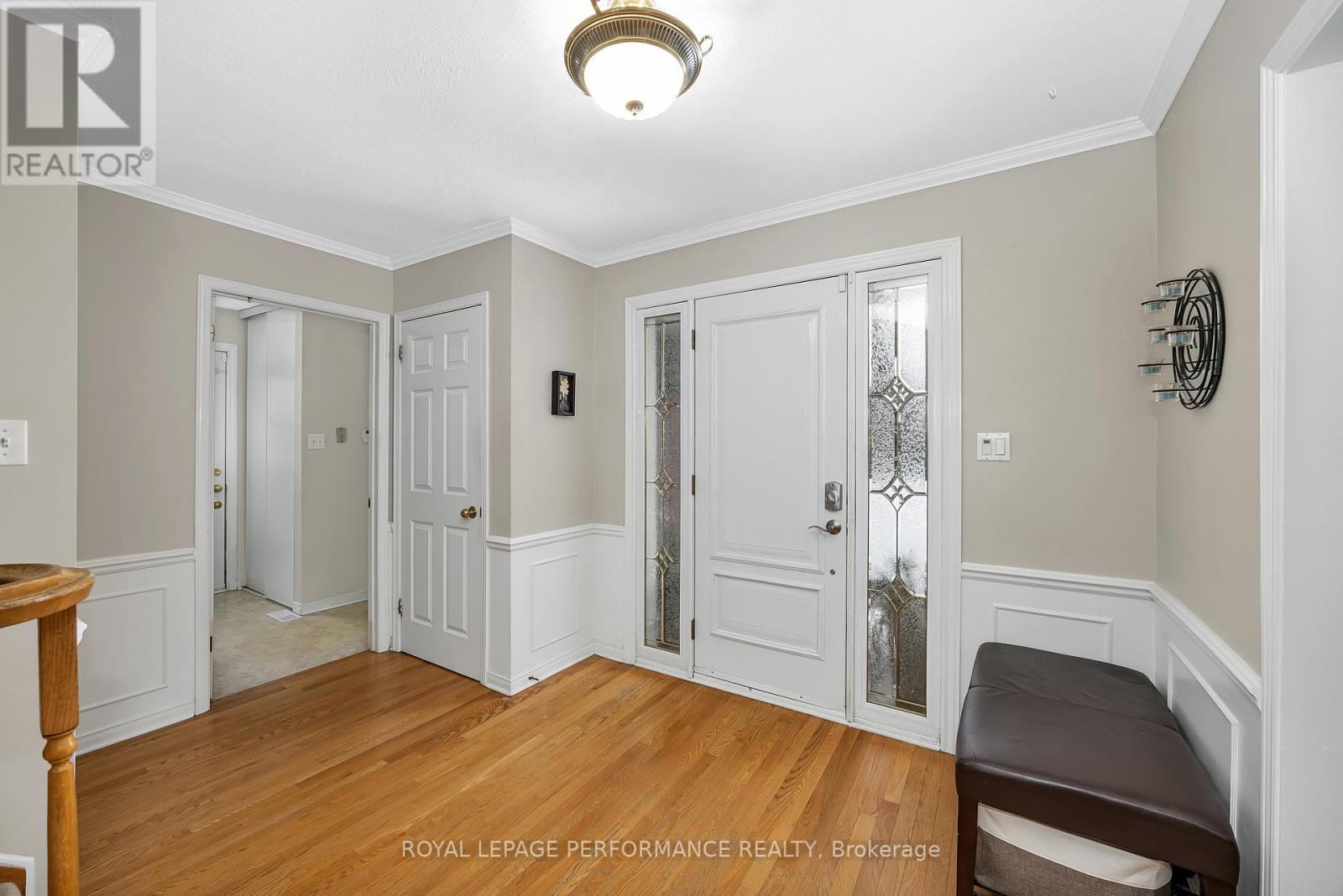 1391 MOUNTAINSIDE CRESCENT E