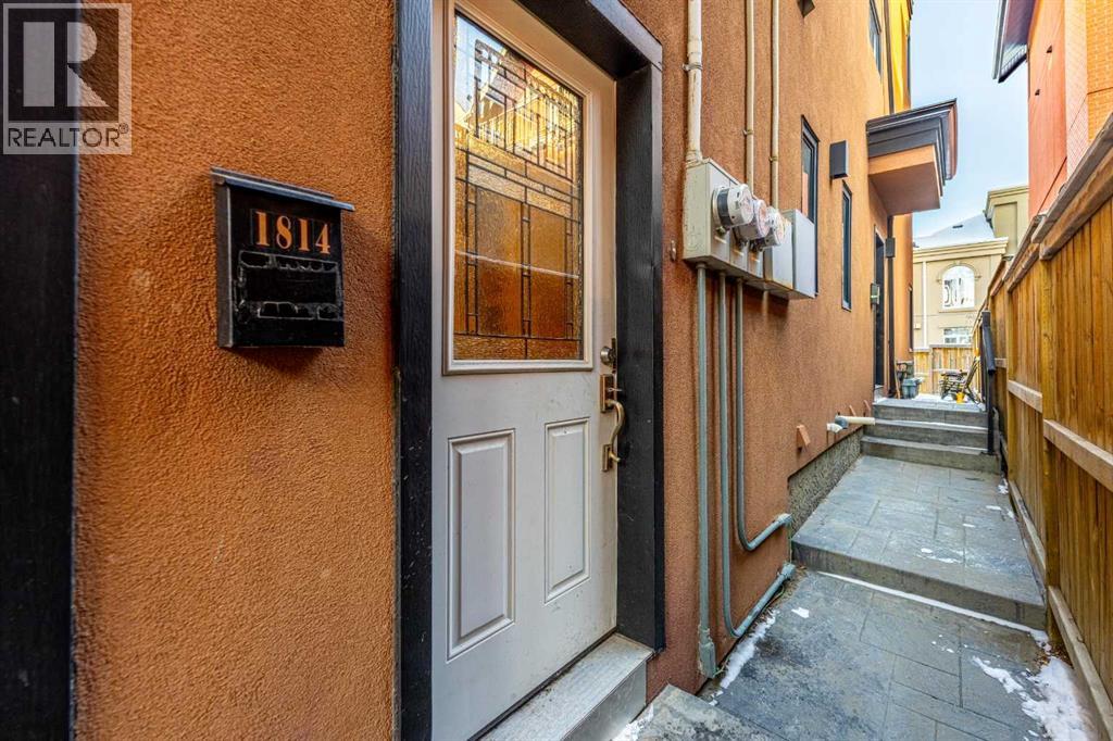 1814 14A Street SW