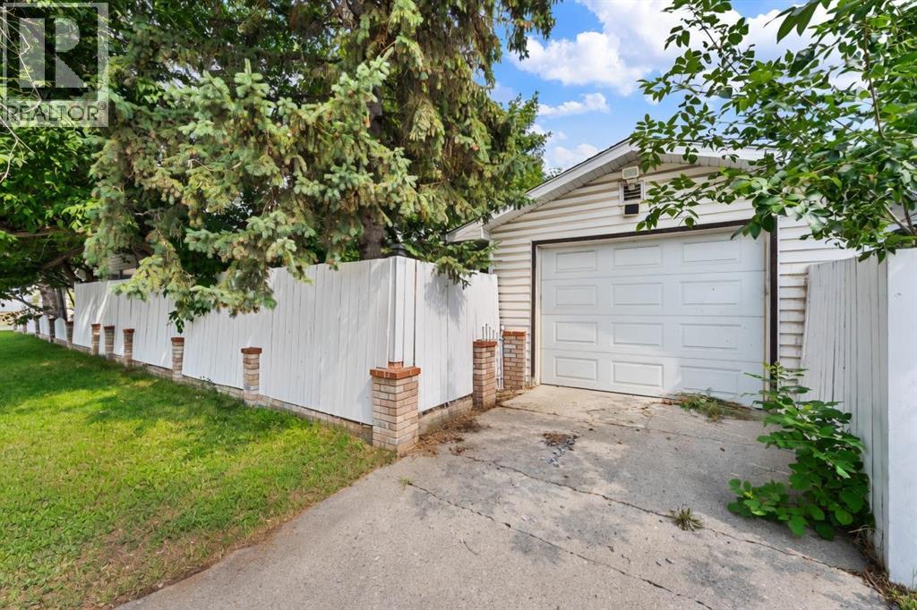 632 Foritana Road SE