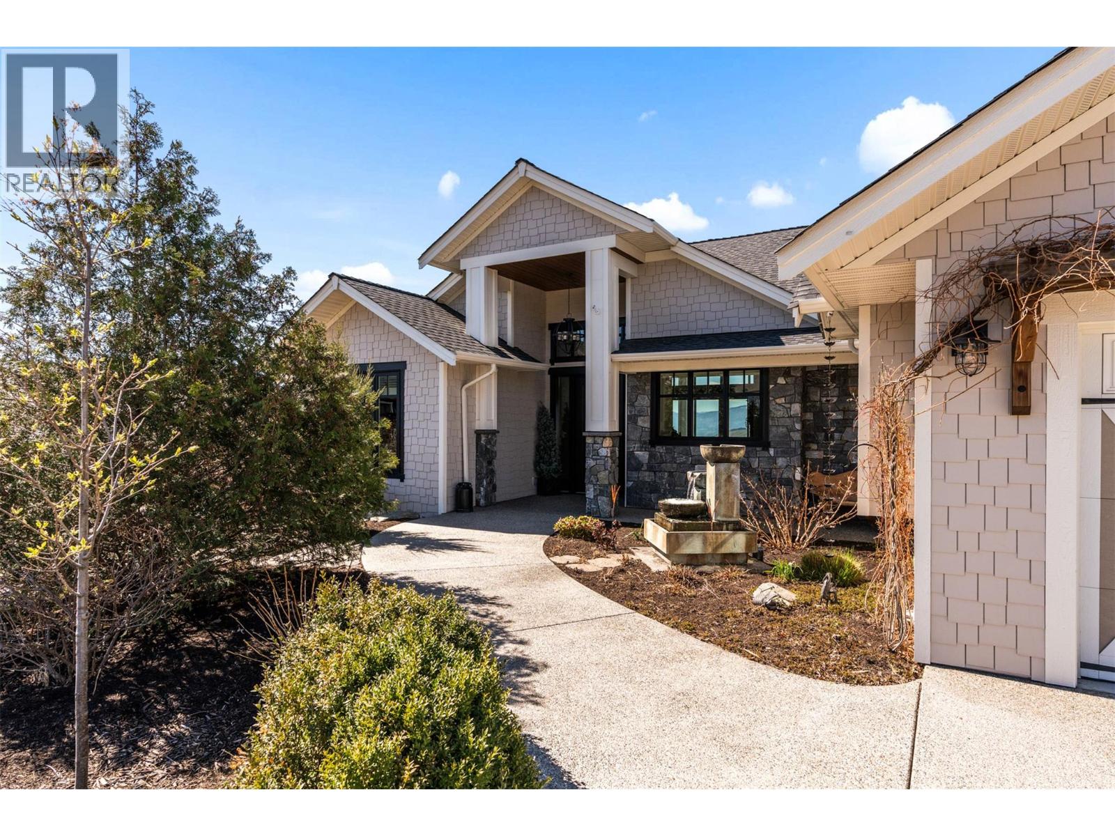 1548 Phoenix Drive