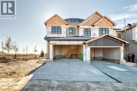 524 Heritage Boulevard Cochrane AB T4C2J8