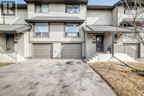 26, 5019 46 Avenue SW Calgary AB T3E6R1