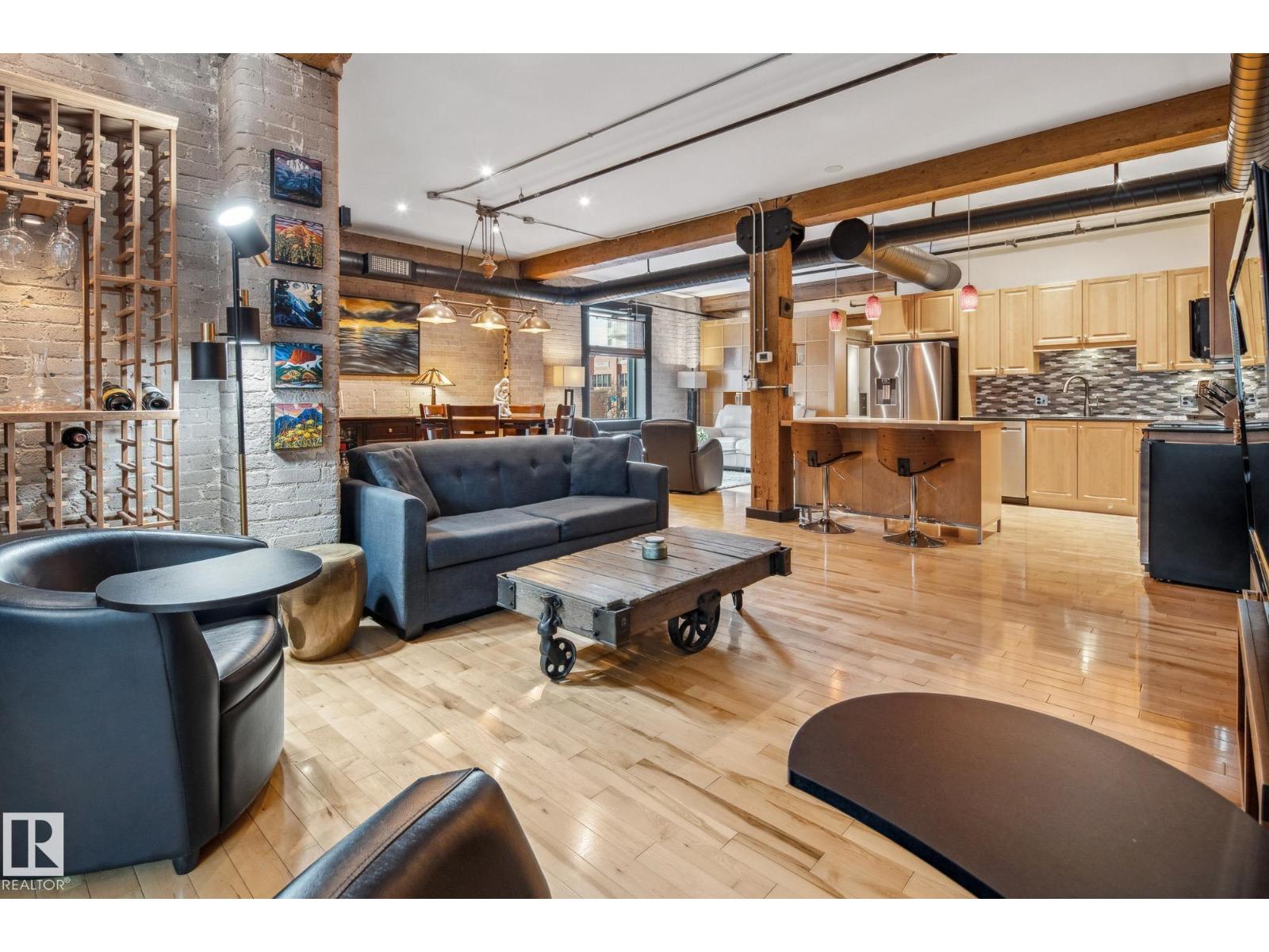 #302 10169 104 ST NW