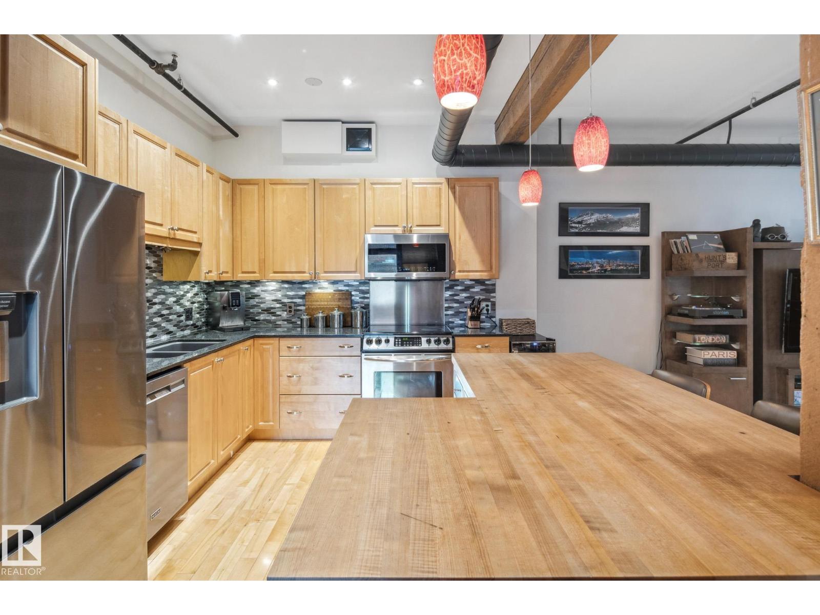 #302 10169 104 ST NW