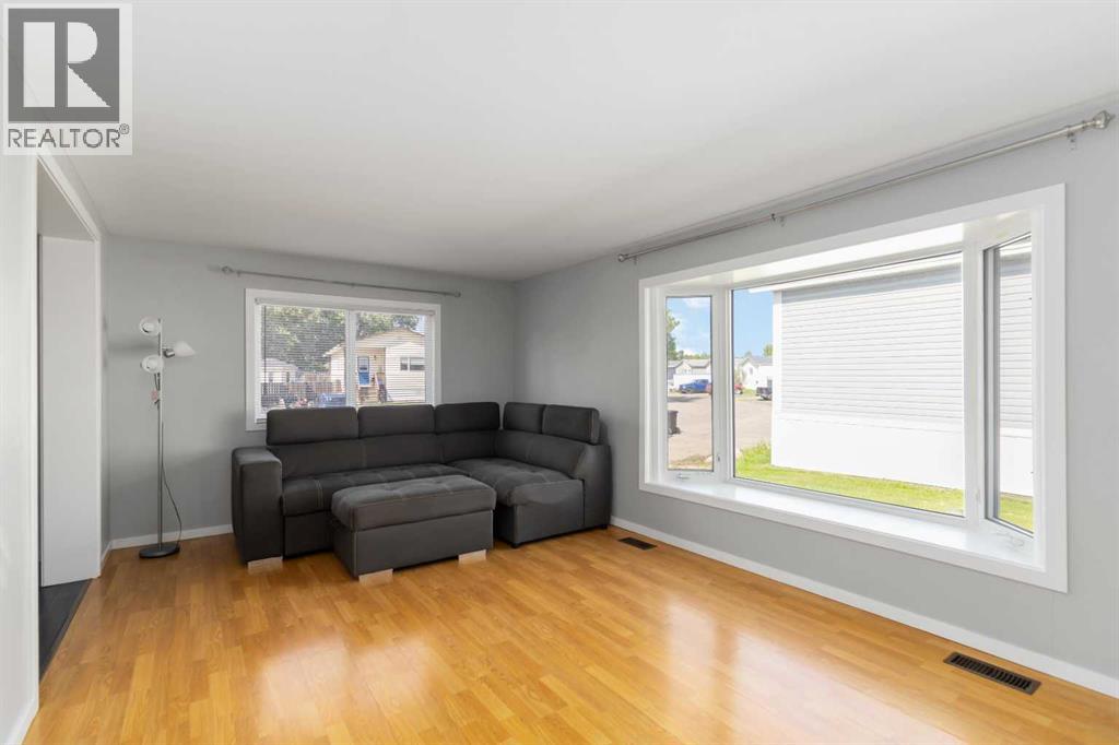 180 Greenbriar Bay