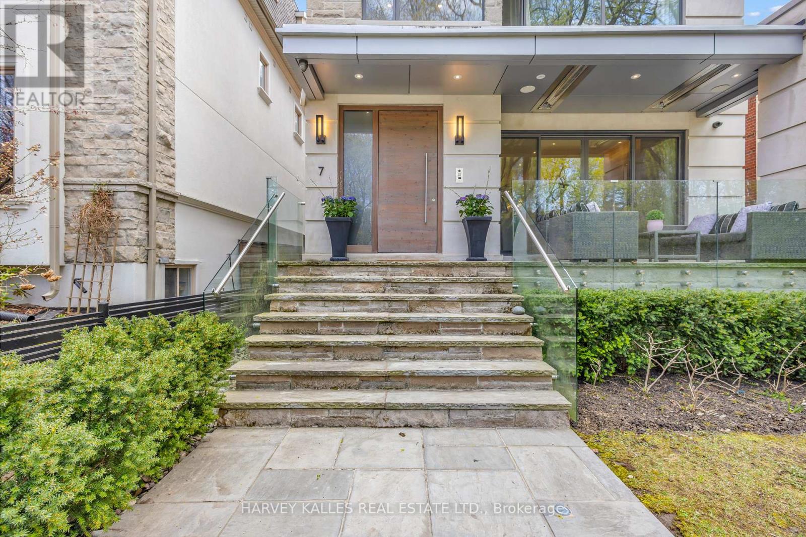 7 RELMAR GARDENS