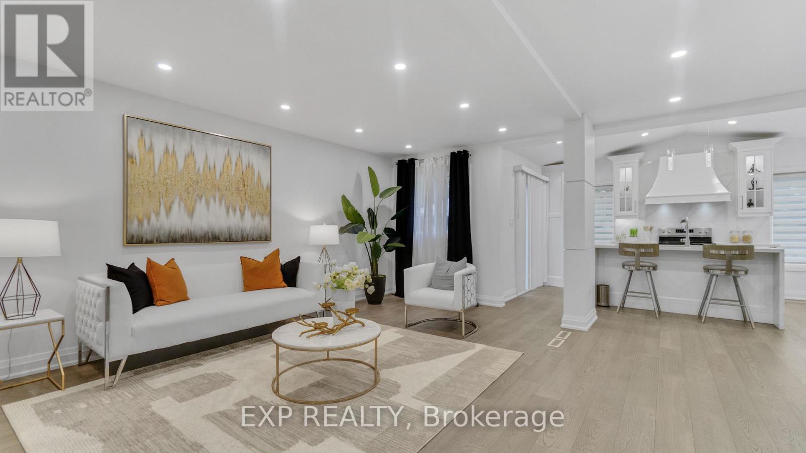 7159 SPYGLASS CRESCENT