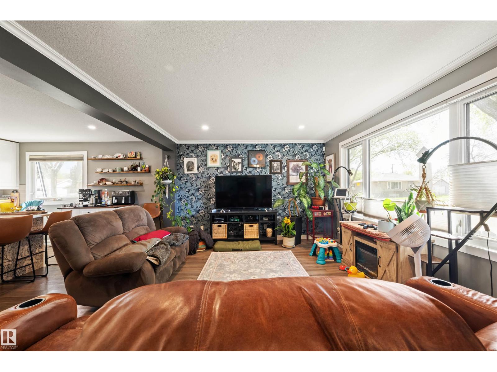 12002 39 ST NW
