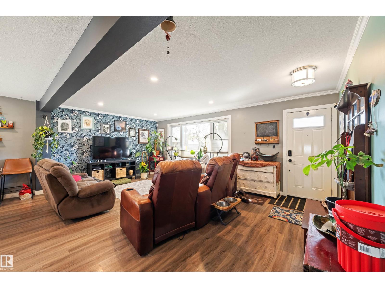 12002 39 ST NW
