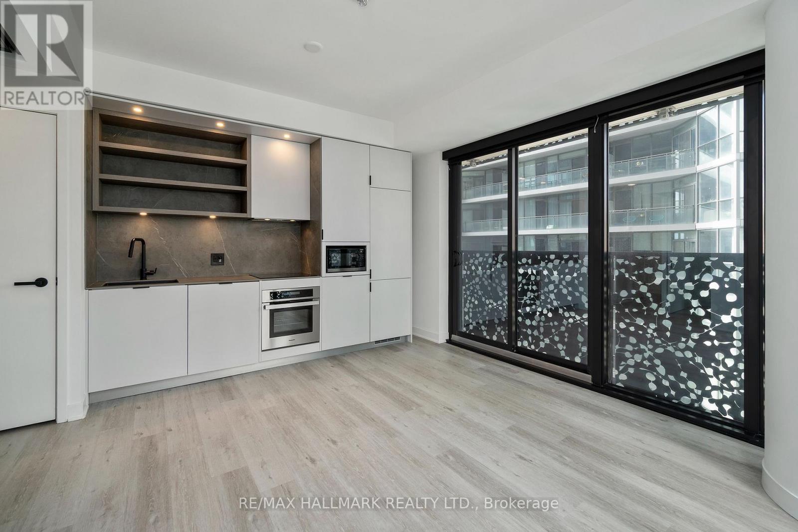 1310 - 55 CHARLES STREET E