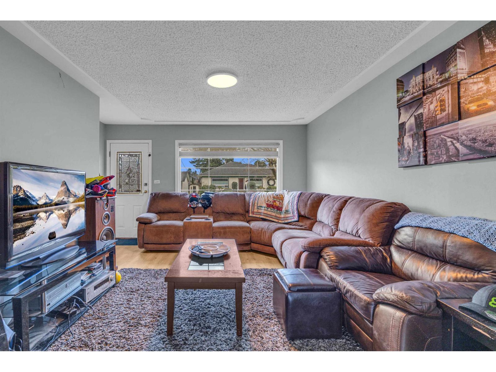 9433 MENZIES STREET|Chilliwack Proper East