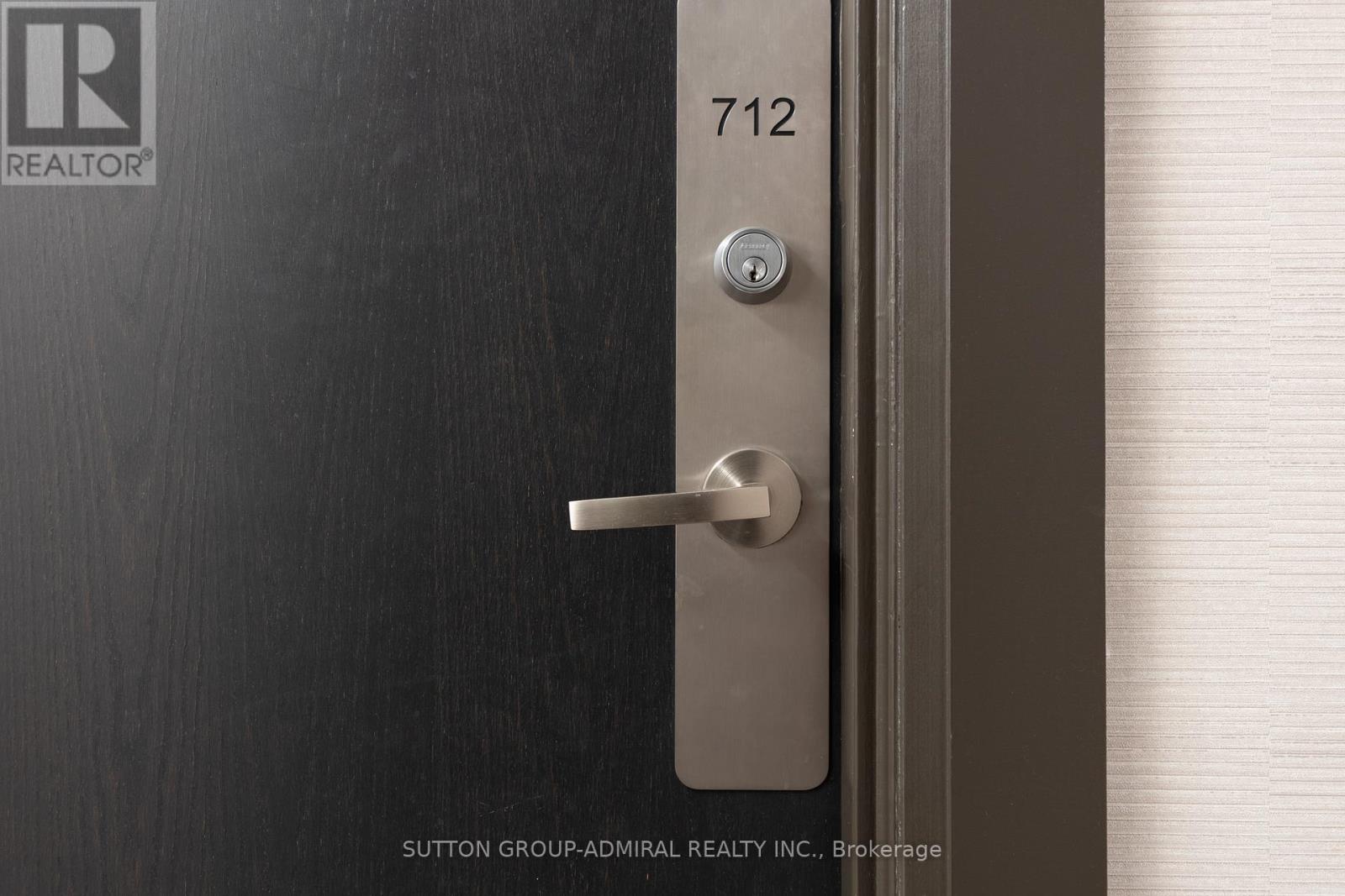 712 - 25 FOUR WINDS DRIVE