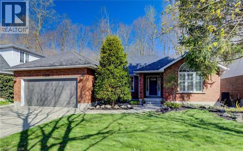 439 NORTHLAKE Drive Waterloo ON N2V1Y6