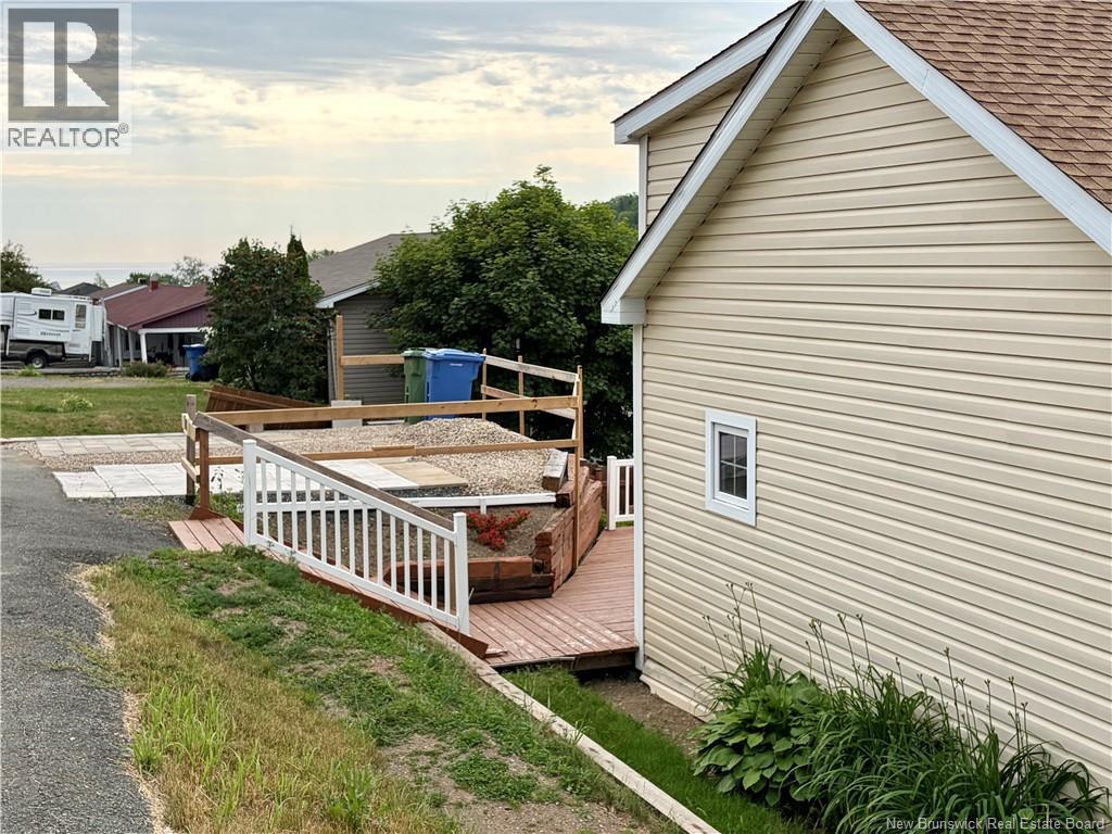 191 Renfrew