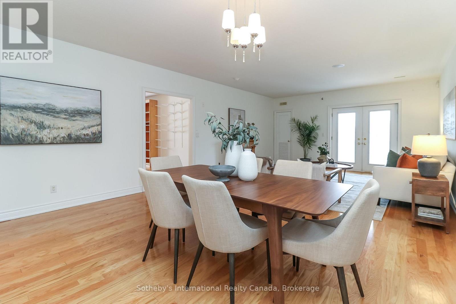 308 - 25 BEAVER STREET S