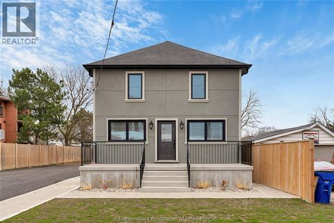 248 PARK AVENUE East Chatham ON N7M3V9