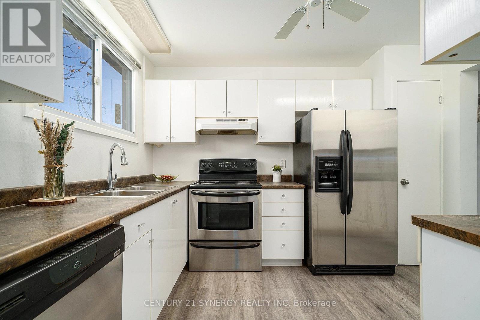 46 - 7 GLENCOE STREET