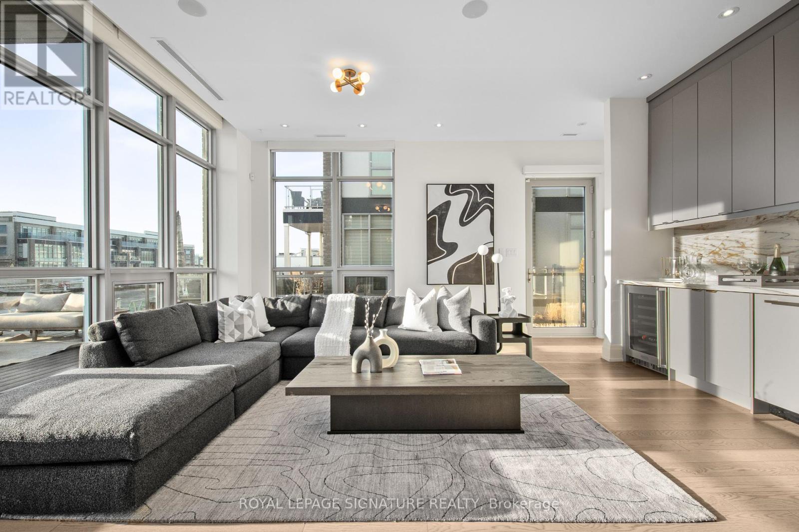 3736 MANGUSTA COURT