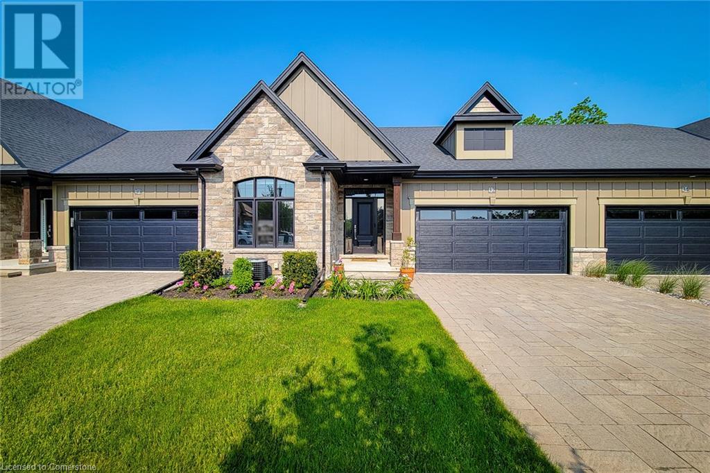 32 RIDGEVIEW Crescent Unit# 14