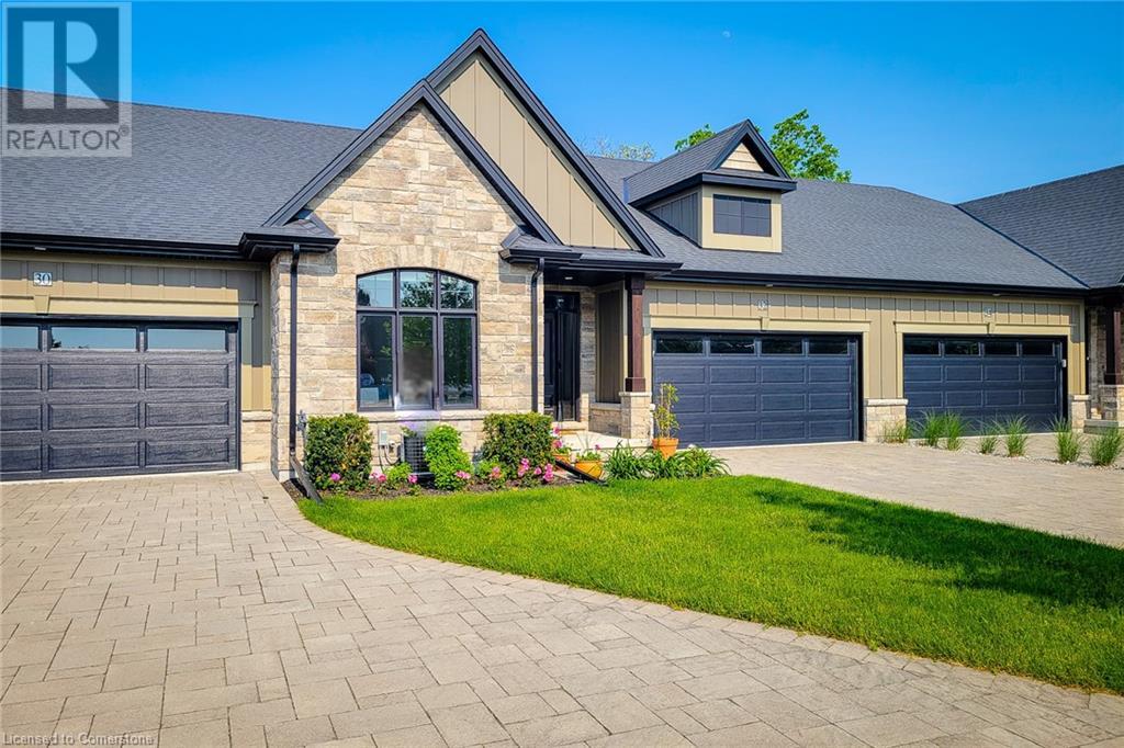 32 RIDGEVIEW Crescent Unit# 14