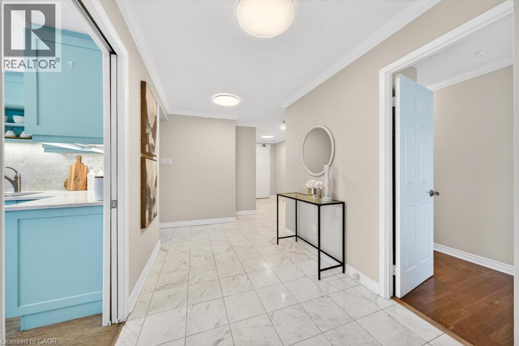 2190 LAKESHORE Road Unit# 801