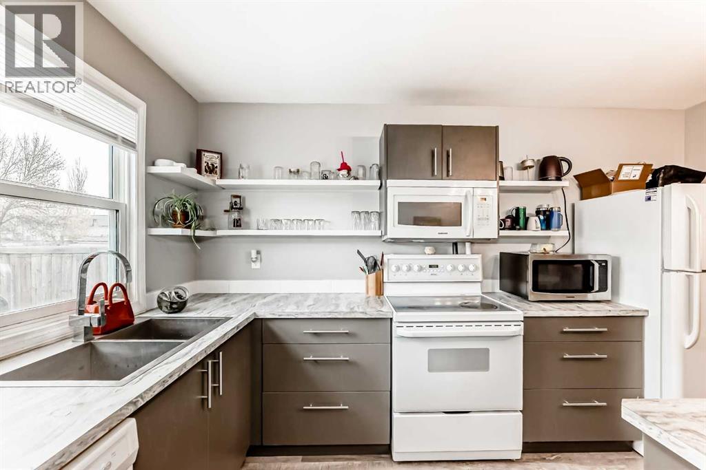 1419 Lakemount Boulevard S