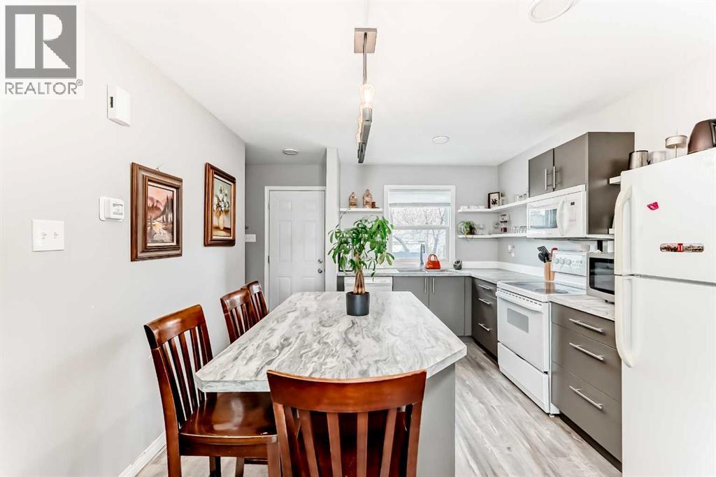 1419 Lakemount Boulevard S