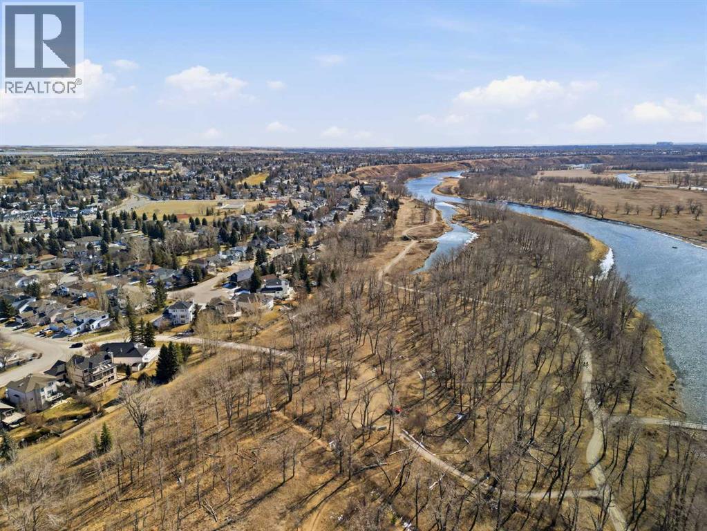 213 Douglasbank Mews SE