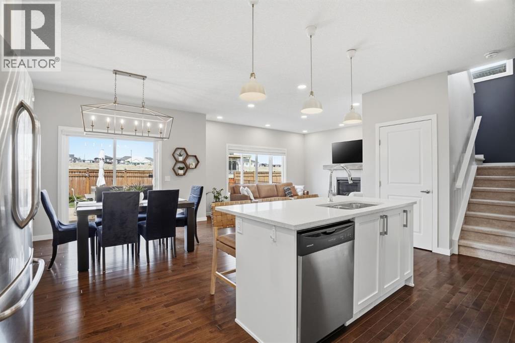 81 Mount Rae Heights