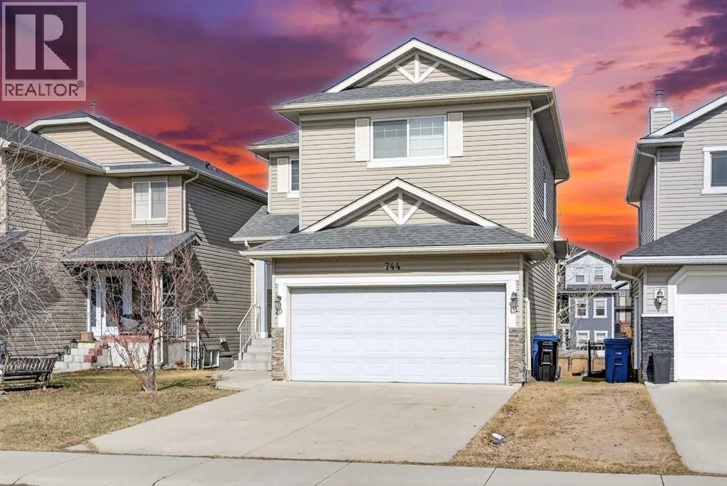 744 Luxstone Landing SW