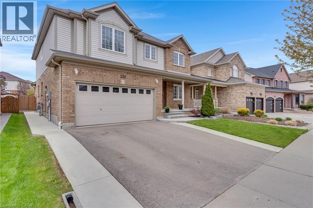 237 WATERBEND Crescent
