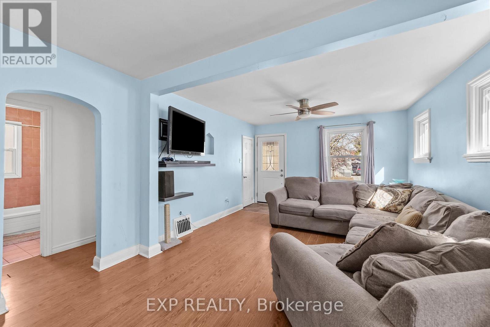 65 JACQUELINE STREET