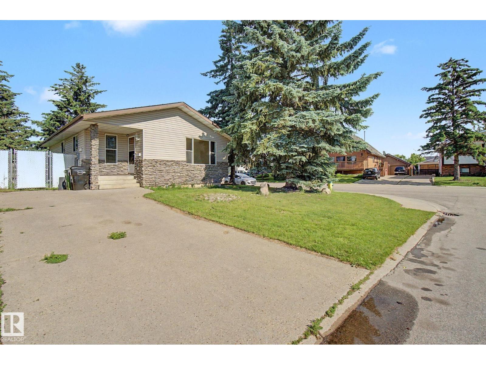 6237 13 AV NW