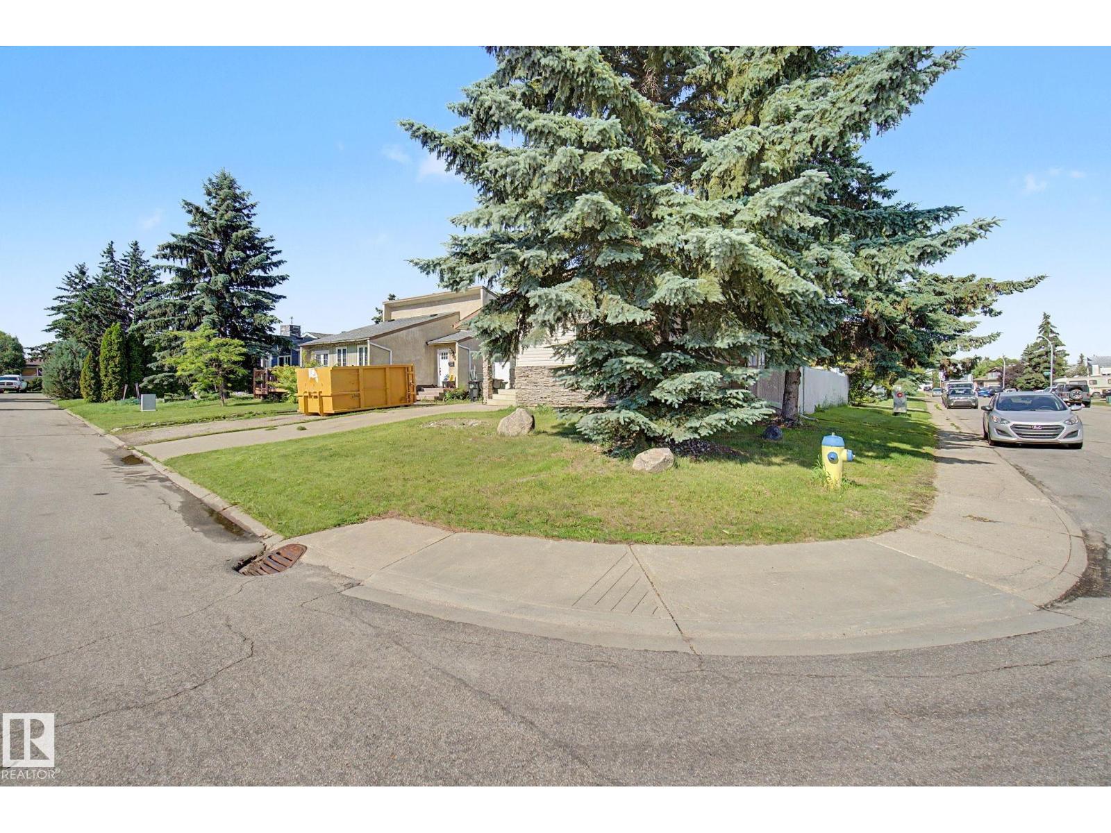 6237 13 AV NW