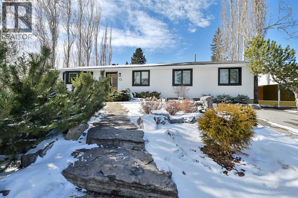 15 Wildwood Drive SW