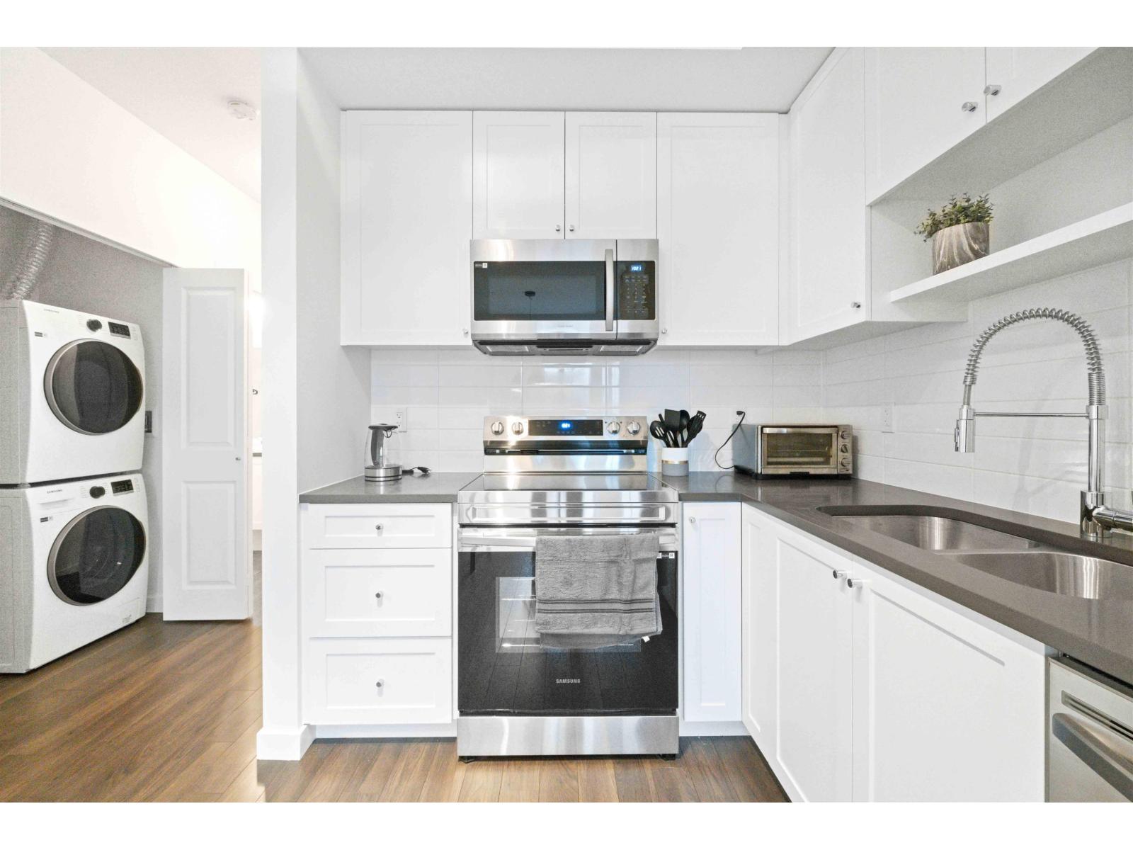 109 15848 FRASER HIGHWAY