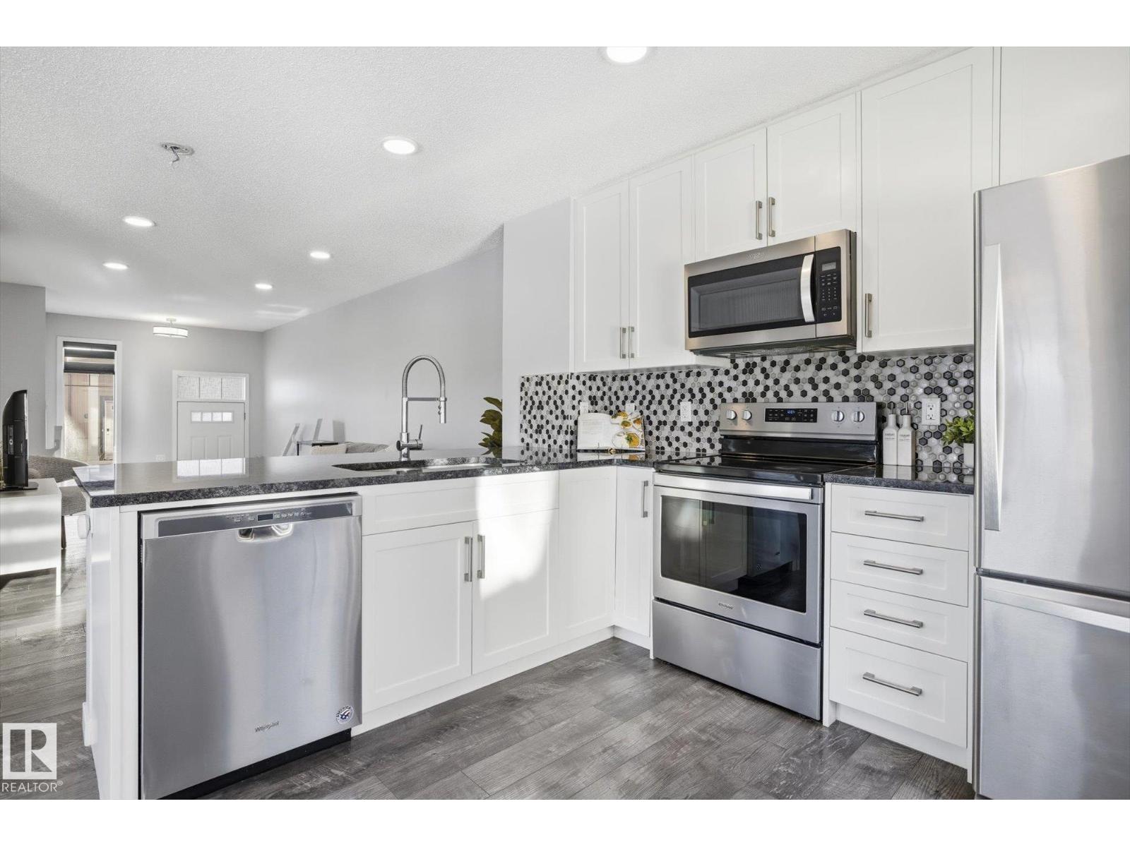 #111 3305 ORCHARDS LI SW