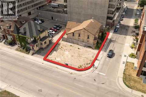 21 WEBER Street W Kitchener ON N2H3Y9