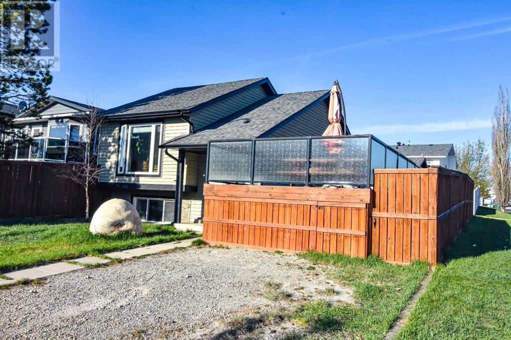 106 Eldorado Road SE