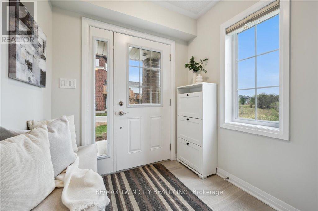 30 - 311 WOOLWICH STREET
