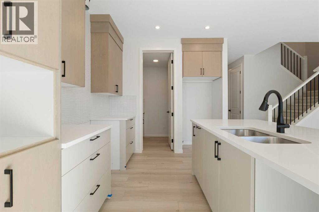 17 Marmot Passage NW