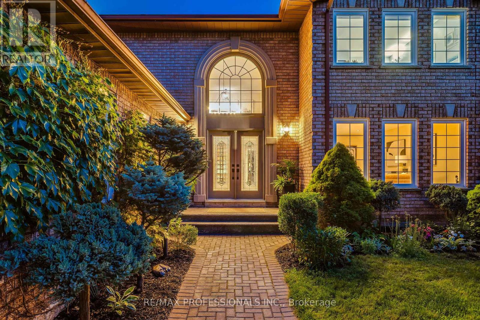 3588 THORPEDALE COURT N