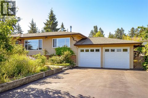 1961 Hovey Rd Central Saanich BC V8M1V8