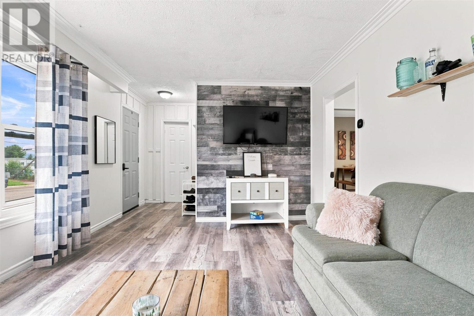 70 Spruce AVE