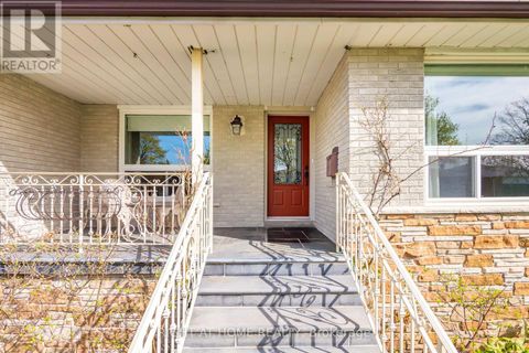 304 ULRIC CRESCENT Oakville (WO West) ON L6K3R2