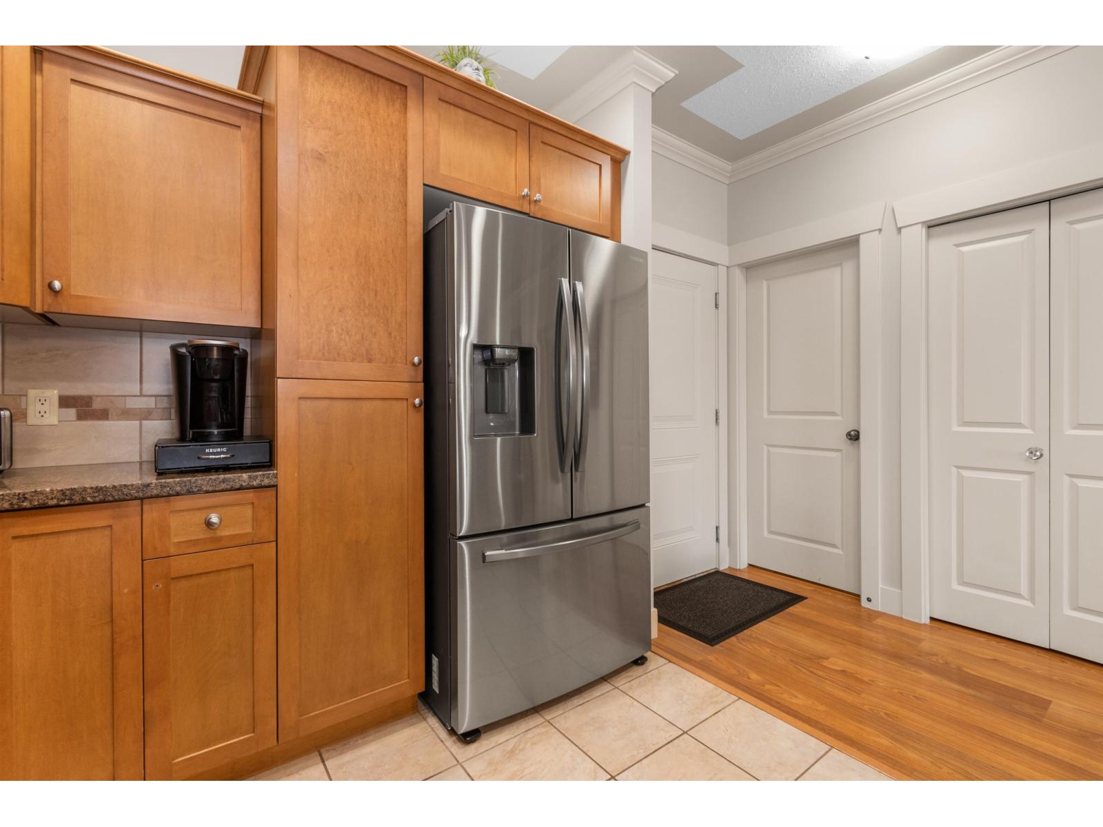 206 45615 BRETT AVENUE|Chilliwack Proper West