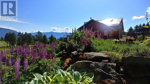 1067 SIMMONS Road Creston BC V0B1G7